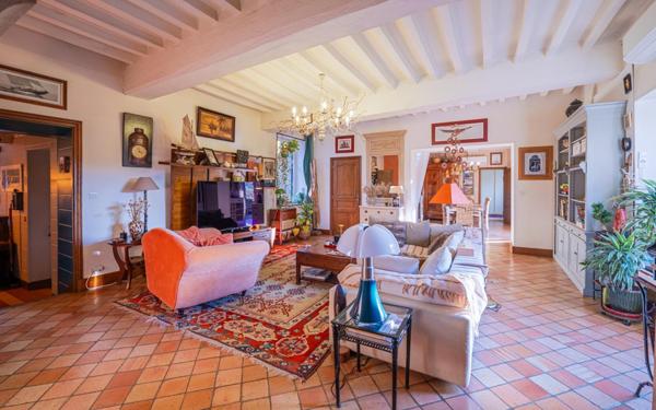 Maison à Mamers, 72600 - 9 pièces 230m²