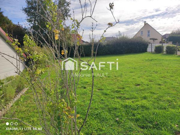 Maison en pierre de 87.5m², avec possibilité d'agrandissement, proche du bourg de St Georges des Groseillers.