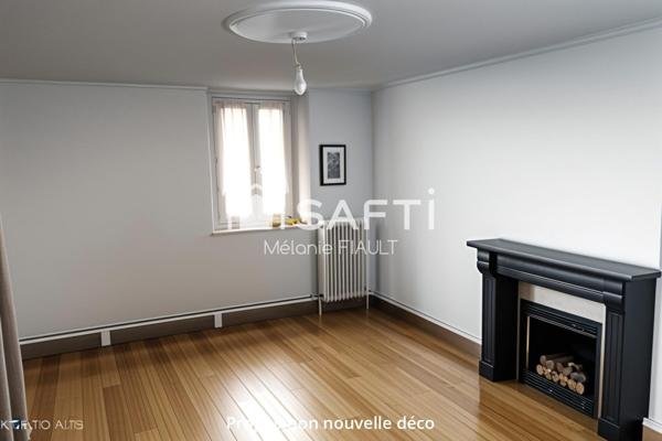 Maison en pierre de 87.5m², avec possibilité d'agrandissement, proche du bourg de St Georges des Groseillers.