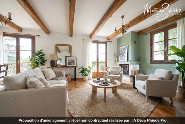 Grande maison P7 sur un grand terrain au coeur de SAINT JEAN DE TOUSLAS