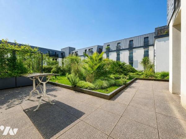 NANTES CENTRE Feydeau - Appartement T4 90m² avec terrasses et garage.  