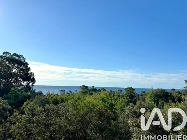 Maison à vendre 5 pièces 154 m² Fréjus