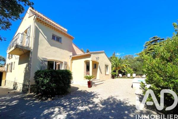 Maison à vendre 5 pièces 154 m² Fréjus