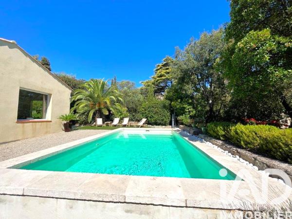 Maison à vendre 5 pièces 154 m² Fréjus