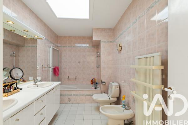 Appartement à vendre 6 pièces 211 m² Cagnes-sur-Mer