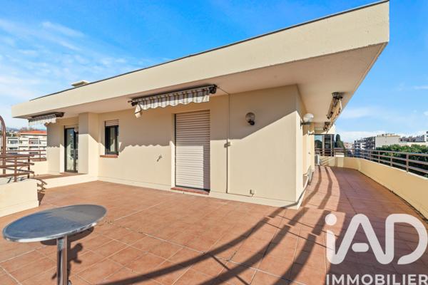Appartement à vendre 6 pièces 211 m² Cagnes-sur-Mer