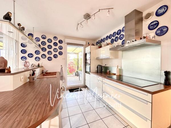 Maison 2008 avec jardin et Garage