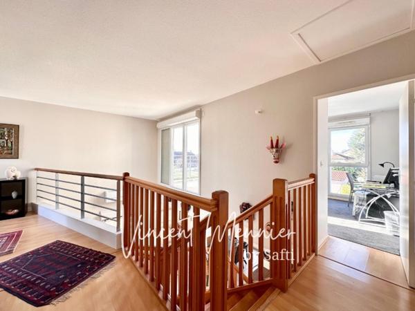 Maison 2008 avec jardin et Garage