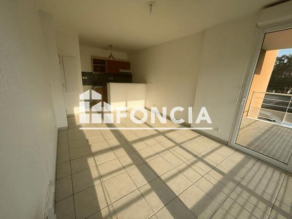 Location Appartement 2 pièces 37.2 m² - RUE DE L ABBAYE DE CITEAUX Pau 64000