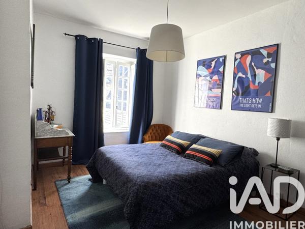 Maison à vendre 9 pièces 195,39 m² Oloron-Sainte-Marie
