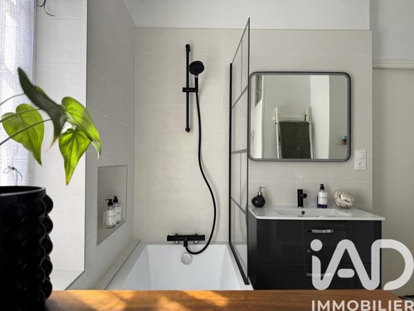 Maison à vendre 9 pièces 195,39 m² Oloron-Sainte-Marie