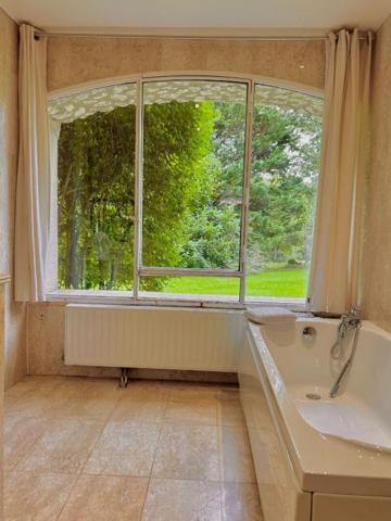 Propriété d'Exception au coeur du Périgord : Un héritage du XIVe siècle sublimé par la modernité, 270 m² habitables, 7ha de terrain à TRELISSAC 24750