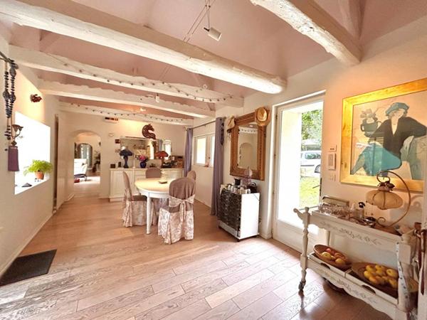 Propriété d'Exception au coeur du Périgord : Un héritage du XIVe siècle sublimé par la modernité, 270 m² habitables, 7ha de terrain à TRELISSAC 24750