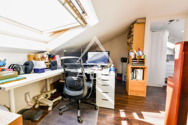 EXCLUSIVITE A VENDRE AU MESNIL SAINT DENIS Maison 5 pièces / 3 chambres - 104m2