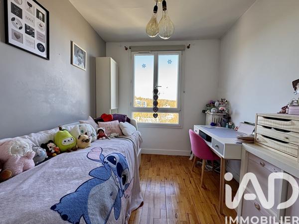 Appartement à vendre 4 pièces 75,17 m² Rueil-Malmaison