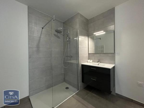 Appartement à louer 3 pièces 62.84m² Bayonne (64100)