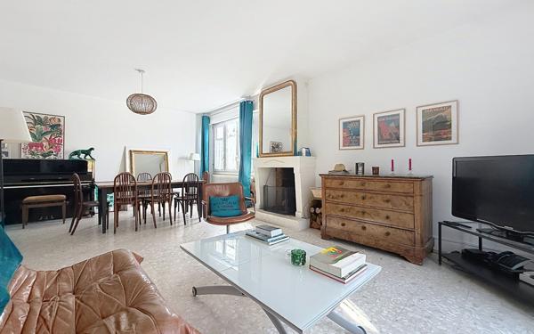 Maison à vendre    5 pièces •  La Rochelle