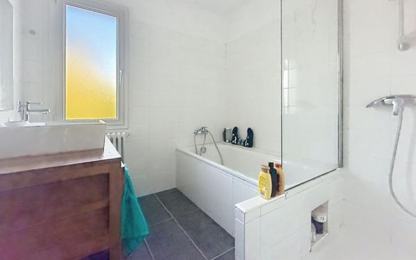 Maison à vendre    5 pièces •  La Rochelle