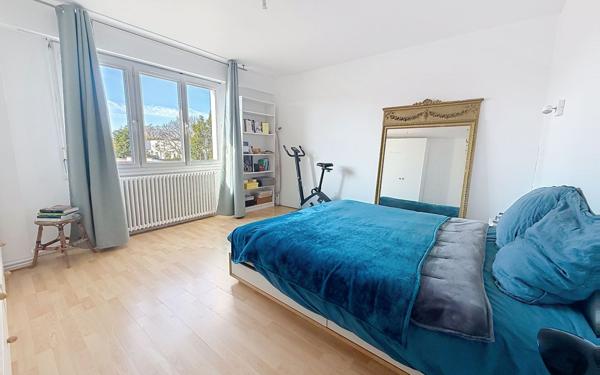 Maison à vendre    5 pièces •  La Rochelle