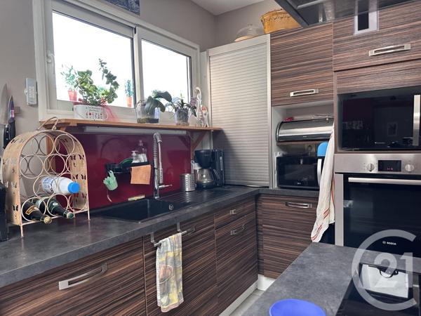 Maison à vendre  6 pièces - 185 m2 ST ROGATIEN - 17