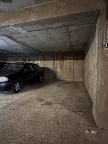 Place de parking en sous sol résidence sécurisée