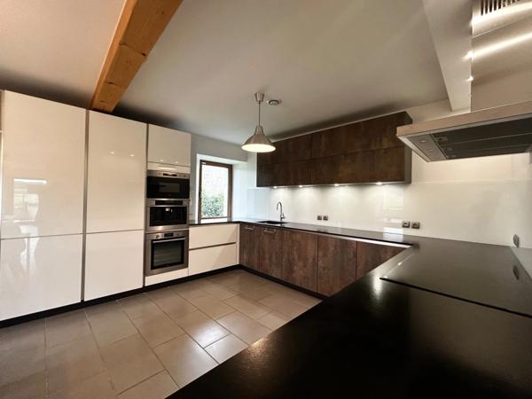 À vendre – Maison individuelle à Valleiry (74), environnement privilégié et proximité immédiate de la frontière Suisse