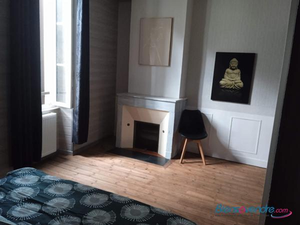 Maison en pierre centre ville de Saintes