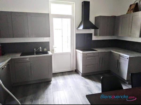 Maison en pierre centre ville de Saintes