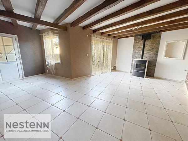 Ensemble immobilier à vendre à Challans Maison 4 Chambres et 2 locaux commerciaux