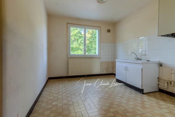 Vierzon (18100) Appartement T4 – 84 m² – Garage + Cave – Résidence Anatole France, bord du Canal du Berry