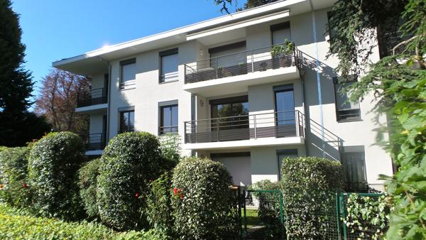LOCATION 69130 ECULLY CENTRE - APPARTEMENT T3 69m² - résidence de standing dans beau parc, environnement calme
