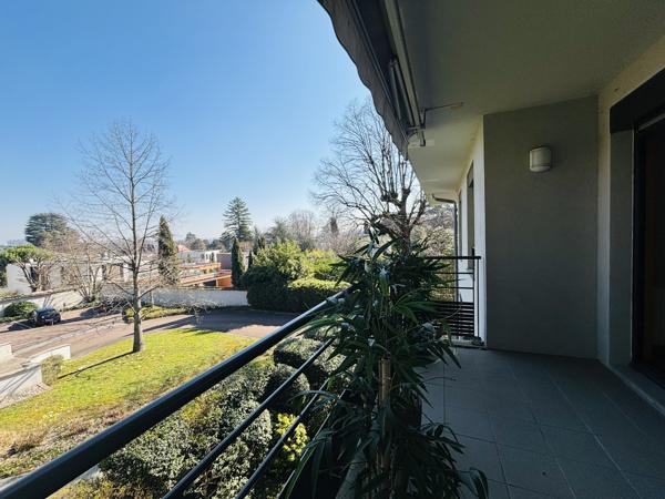 LOCATION 69130 ECULLY CENTRE - APPARTEMENT T3 69m² - résidence de standing dans beau parc, environnement calme