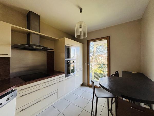 LOCATION 69130 ECULLY CENTRE - APPARTEMENT T3 69m² - résidence de standing dans beau parc, environnement calme