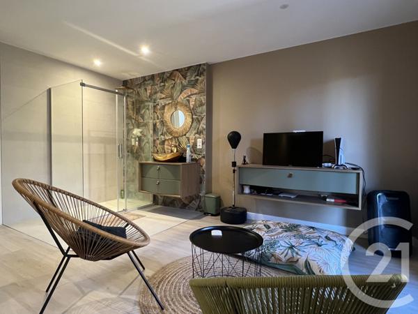 Maison à vendre  4 pièces - 240 m2 COLOMBE - 38