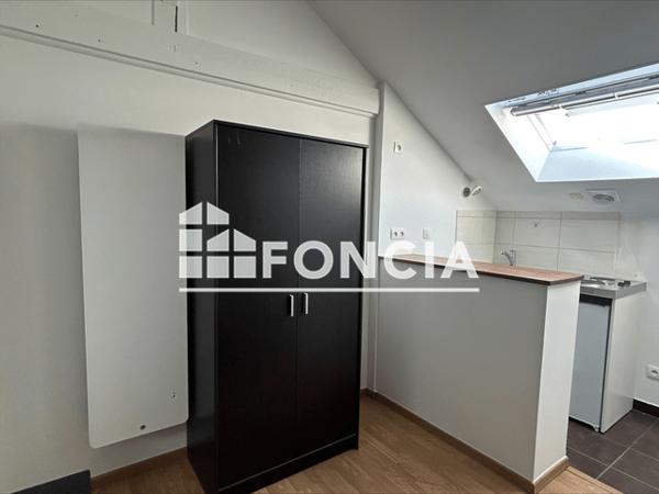 Location Studio meublé 10.58 m² - 42 RUE EUGENE VIGNAT Orleans 45000