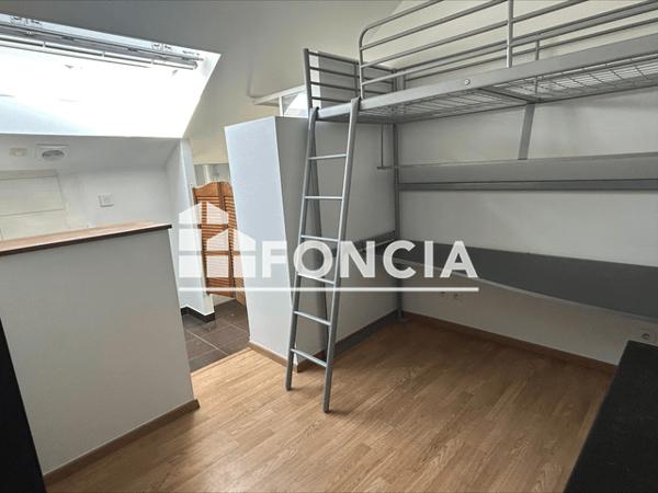 Location Studio meublé 10.58 m² - 42 RUE EUGENE VIGNAT Orleans 45000