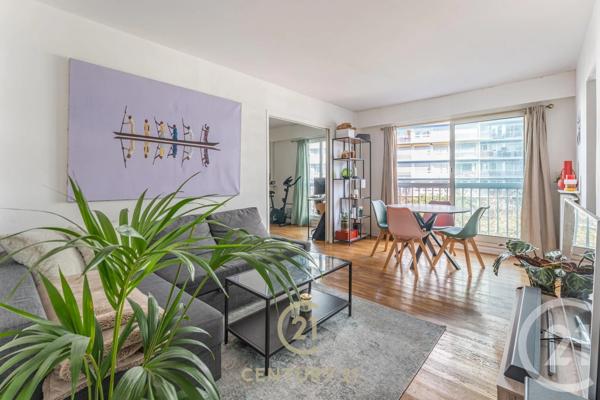 Appartement F3 à vendre  3 pièces - 59,80 m 2   LE KREMLIN BICETRE  - 94