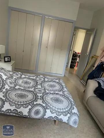 Appartement à louer 2 pièces 50.21m² Bourges (18000)