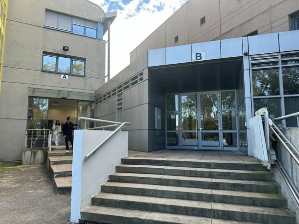 BUREAUX à LOUER de 663 m²