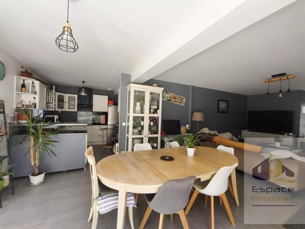 Maison familiale 5 chambres garage et jardin