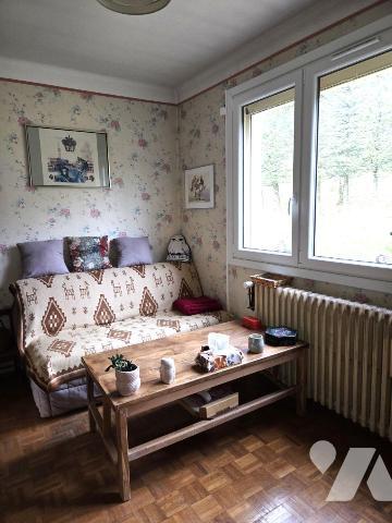 Maison cinq chambres sur la commune de COURBOUZON sur un terrain de 2676m².