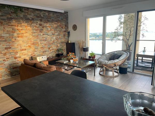 Incroyable vue panoramique pour ce T3 proche de toutes commodités