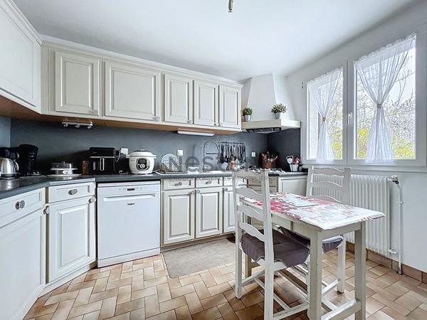 Maison Familiale Villeneuve Saint Georges 6 pièces, à coté du téléphérique de Créteil !