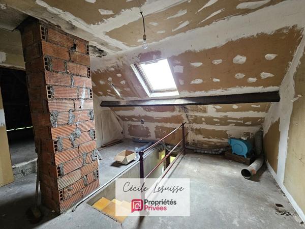Pavillon sur sous-sol complet avec dépendances et garages