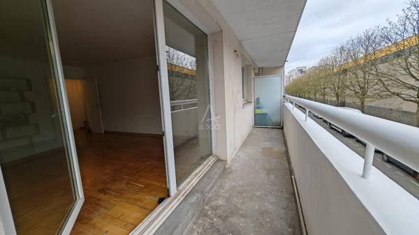 Appartement F5 au 1er étage 4 chambres 2 parkings
