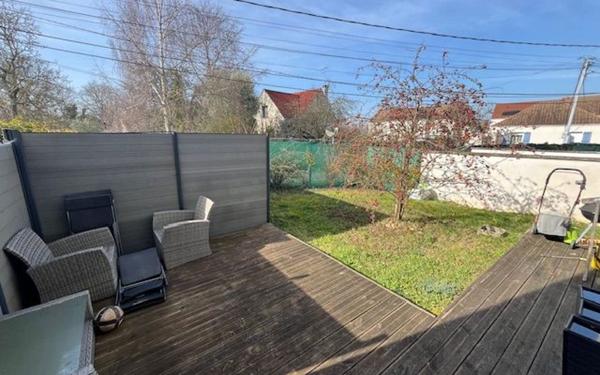 Appartement à vendre    2 pièces • 45 m2 Saint-Thibault-des-Vignes