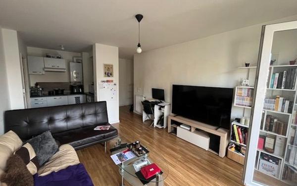 Appartement à vendre    2 pièces • 45 m2 Saint-Thibault-des-Vignes