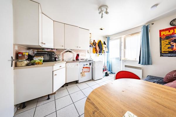 DIJON Drapeau - Appartement en duplex de 22 m2 au rez-de-chaussée, avec son jardin/terrasse