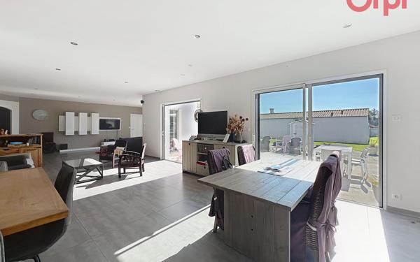 Maison à vendre    6 pièces •  Château-d'Olonne