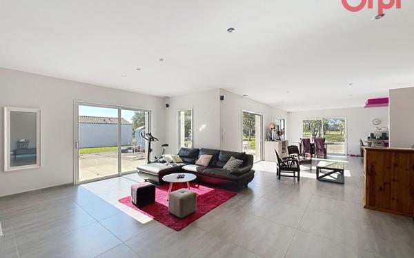 Maison à vendre    6 pièces •  Château-d'Olonne